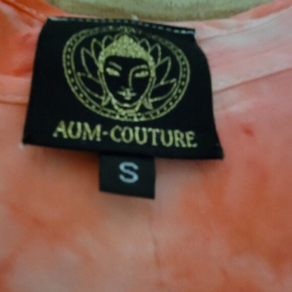 1002    SMALL AUM CUTURE  TOP BLOUSE  100% Silk - Picture 8 of 9